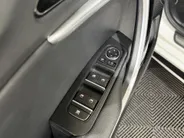 Kia ProCeed 120PK T-GDi GT-Line | Schuif/Kantel Dak | Stoel & Stuurwiel Verwarming | Elektrische Achterklep | Camera | Apple CarPlay/Android Auto | Full LED | All Season Banden |