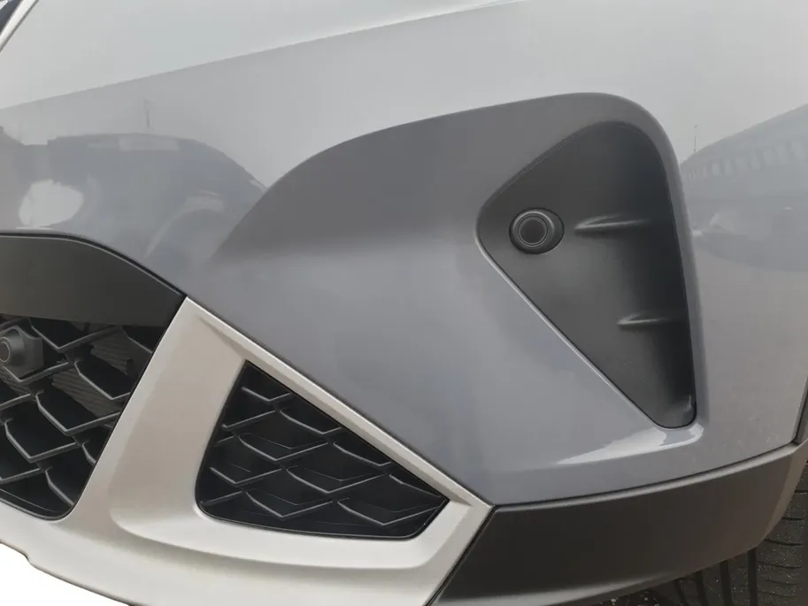 SEAT Arona Xperience | Climate control | Adaptieve cruise control | Camera | Apple CarPlay / Android  | Parkeersensoren voor en achter |