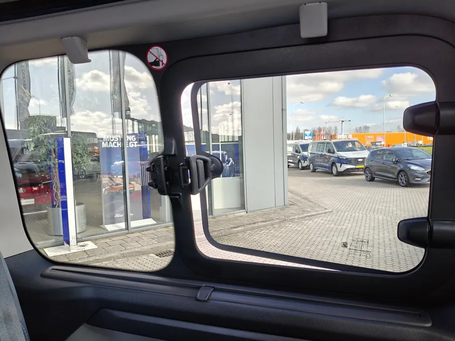 Ford Tourneo Custom E-Tourneo 340 L1H1 Sport 65 kWh - 8 PERSOONS - FULL OPTION - PANORAMADAK - ELEK. ZIJ SCHUIFDEUREN - TREKHAAK