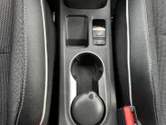 Renault Captur 1.6 E-Tech Hybrid 145 Techno | Automaat | Camera | Parkeersensoren | Cruise- & Climate Control | Apple Carplay & Android Auto | 12 Maanden BOVAG Garantie
