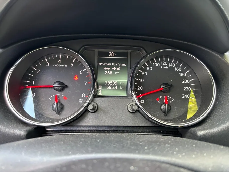 Nissan QASHQAI 1.6 Connect Edition 117PK | 1ste eigenaar | Navigatie | Cruise Control | Climate Control | Achteruitrijcamera | Panorama dak |