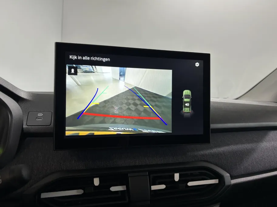 Dacia Jogger 155PK Hybrid Expression 7p. Automaat | DEMO | 7 Zitplaatsen | Camera | Parkeersensoren | Apple CarPlay/Android Auto | Cruise Control | Climate Control | Digital Cockpit | Armsteun | Licht & Regen Sensor |