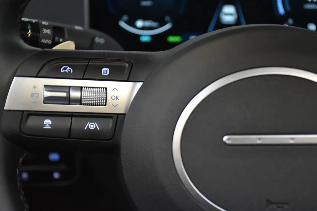 Hyundai Tucson 1.6 T-GDi Plug In Hybride Premium Sky I Schuifdak | Navi | 360 Camera | Electr stoelverst. | PDC .