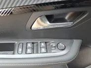 Peugeot e-208 EV Allure Avantage 51 kWh Automaat | Navigatie | Airco | 1 jaar Garantie