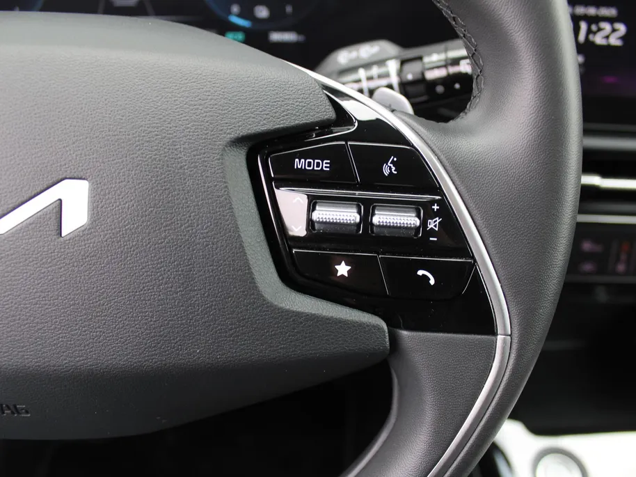 Kia Niro 1.6 GDi Hybrid DynamicLine | Airco | Navi | Cruise adapt. | Camera | PDC | 16'LM |