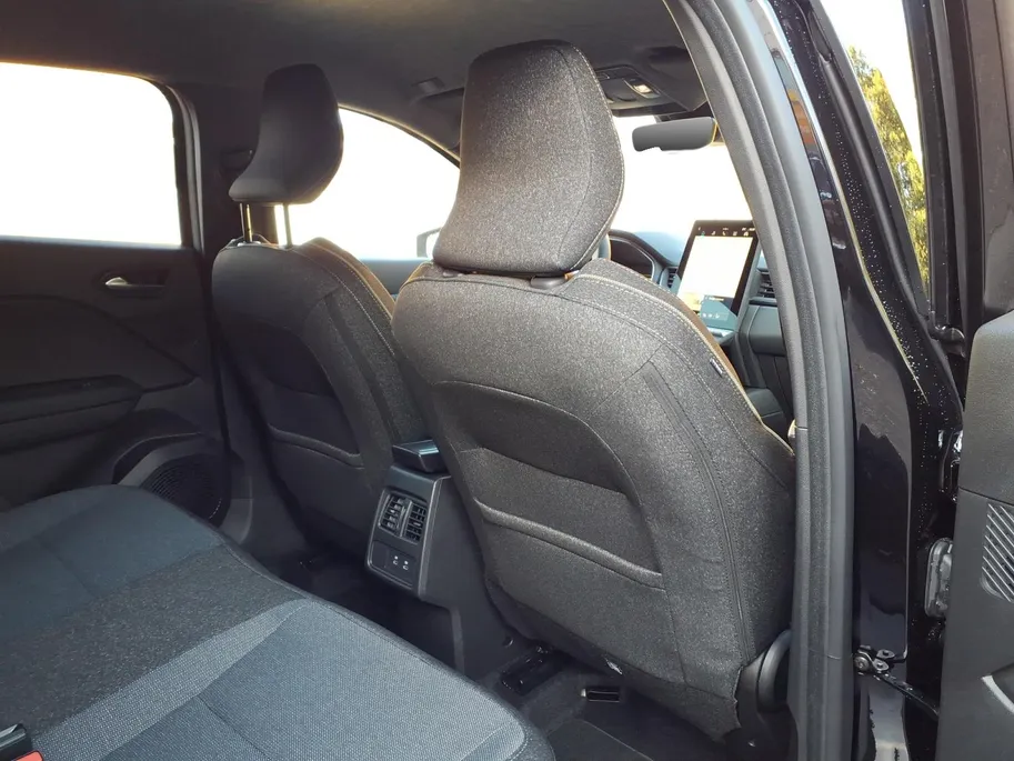 Mitsubishi Grandis 1.8 HEV First Edition | 8 jaar fabrieksgarantie | Full option | 360 Camera | Adaptive Cruise met lane centering | 19 Inch | Google Automotive software | Completer dan dit kan niet!