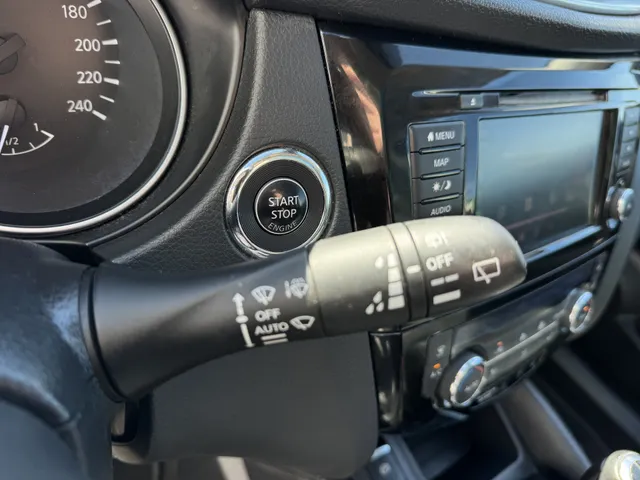 Nissan QASHQAI Automaat 1.3 DIG-T Tekna