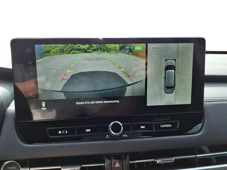 Mitsubishi Outlander 2.4 PHEV Black Edition | Showroom voorraad korting 5.000 euro | Automaat | Navigatie | PDC/Camera | Lederen interieur | 20 inch. | 8jaar Garantie. m26