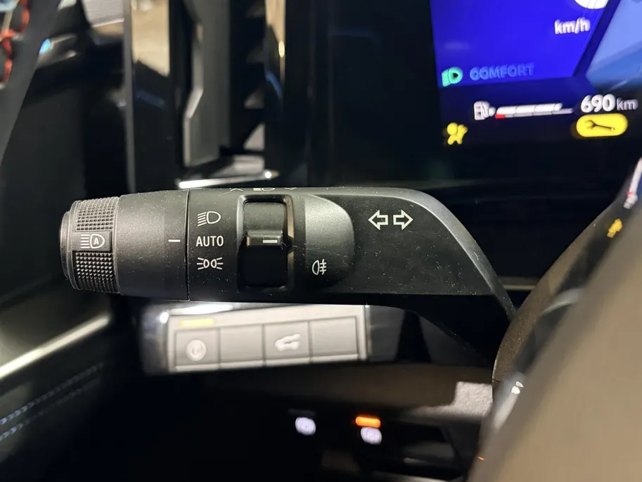 Renault Austral 200PK E-Tech Full Hybrid Esprit Alpine Automaat | 1e eigenaar | Google Navi | Camera | Adaptive Cruise Control | Climate Control | Elektrische Achterklep | Lichtmetalen Velgen | Parkeersensoren | Stoelverwarming | Stuurwielverwarming |