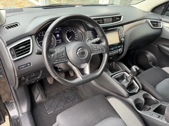 Nissan QASHQAI 1.2 DIG-T 115pk N-Connecta | Panoramadak | Navigatie | 360-Camera | Blind Spot | Keyless