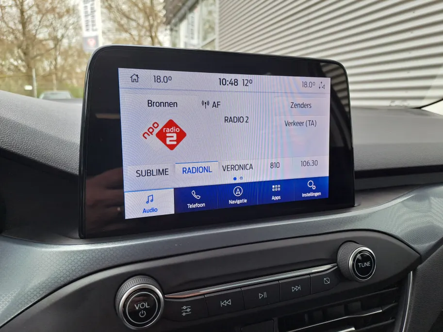 Ford Focus Wagon 1.0 EcoBoost Active Business | Navi | PDC | Cruise | Trekhaak | ECC | Stoel, Stuur, Voorruit verwarming