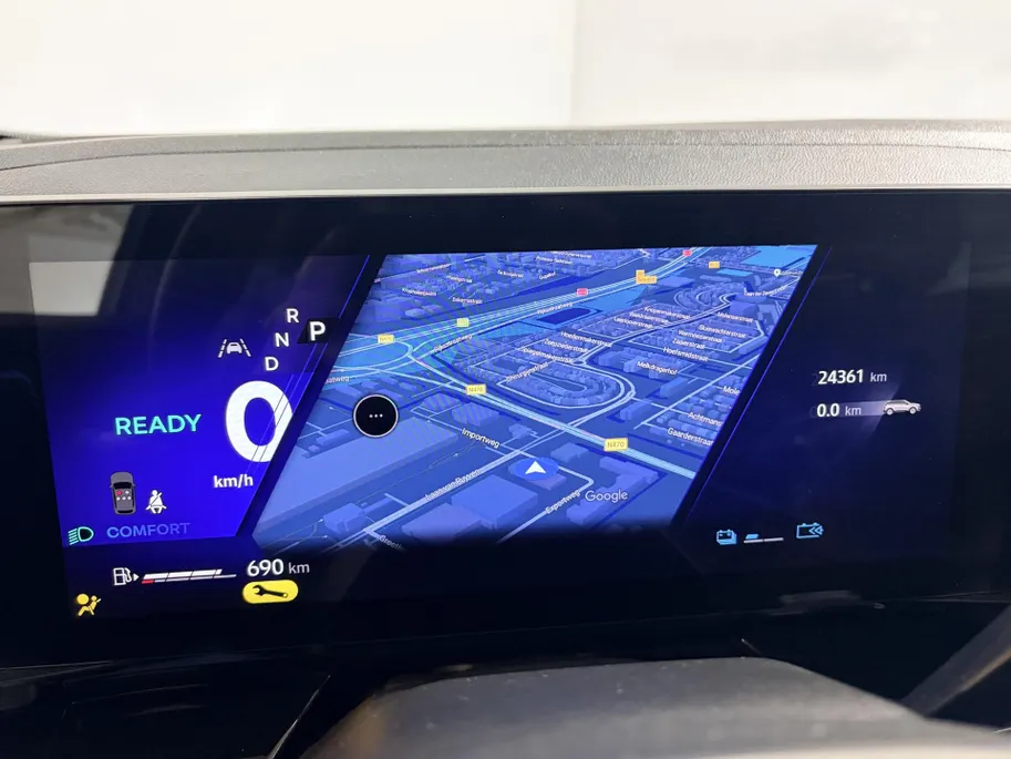 Renault Austral 200PK E-Tech Full Hybrid Esprit Alpine Automaat | 1e eigenaar | Google Navi | Camera | Adaptive Cruise Control | Climate Control | Elektrische Achterklep | Lichtmetalen Velgen | Parkeersensoren | Stoelverwarming | Stuurwielverwarming |