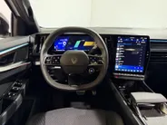 Renault Austral 200PK E-Tech Full Hybrid Esprit Alpine Automaat | 360 Camera | Elektrische Voorstoelen | Climate Control | Stoelverwarming | Digital Cockpit | Apple CarPlay/Android Auto | Lichtmetalen Velgen | Full LED |