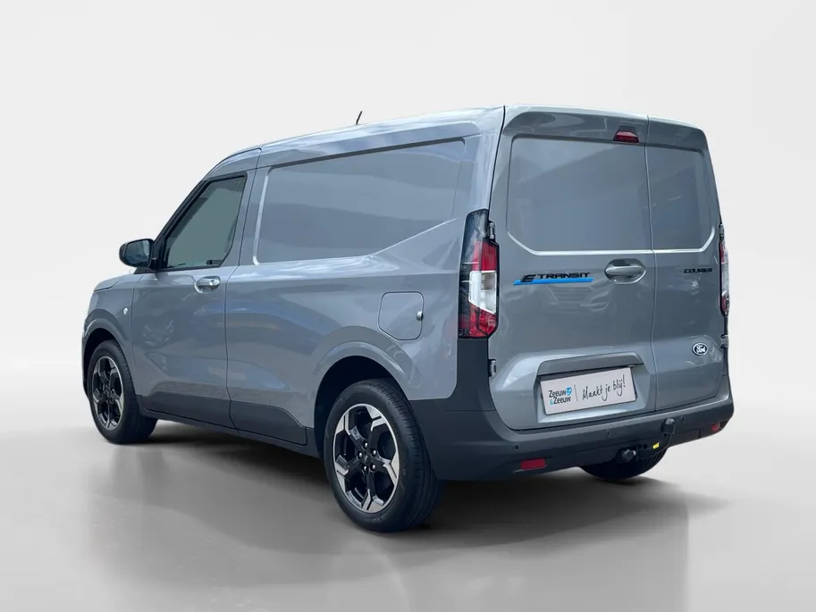 Ford E-Transit Courier Limited 44 kWh | 0,99% rente op financial lease| Trekhaak | Driver Assistance Pack | Climate Control |