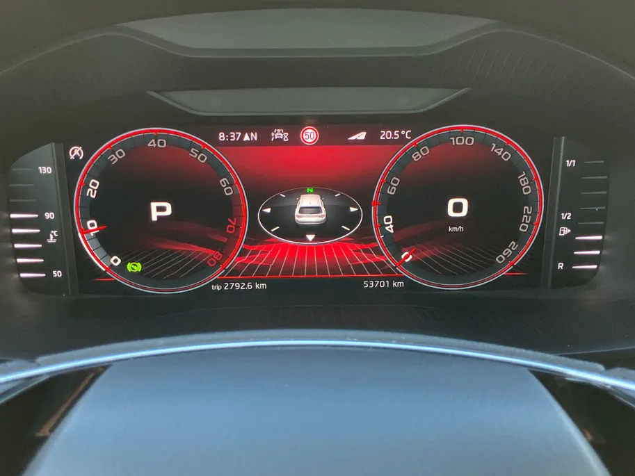 Škoda Kodiaq 1.5TSI/150PK Sportline Business 7p. DSG · Panoramadak · Apple/Android Car Play · Camera + Parkeersensoren