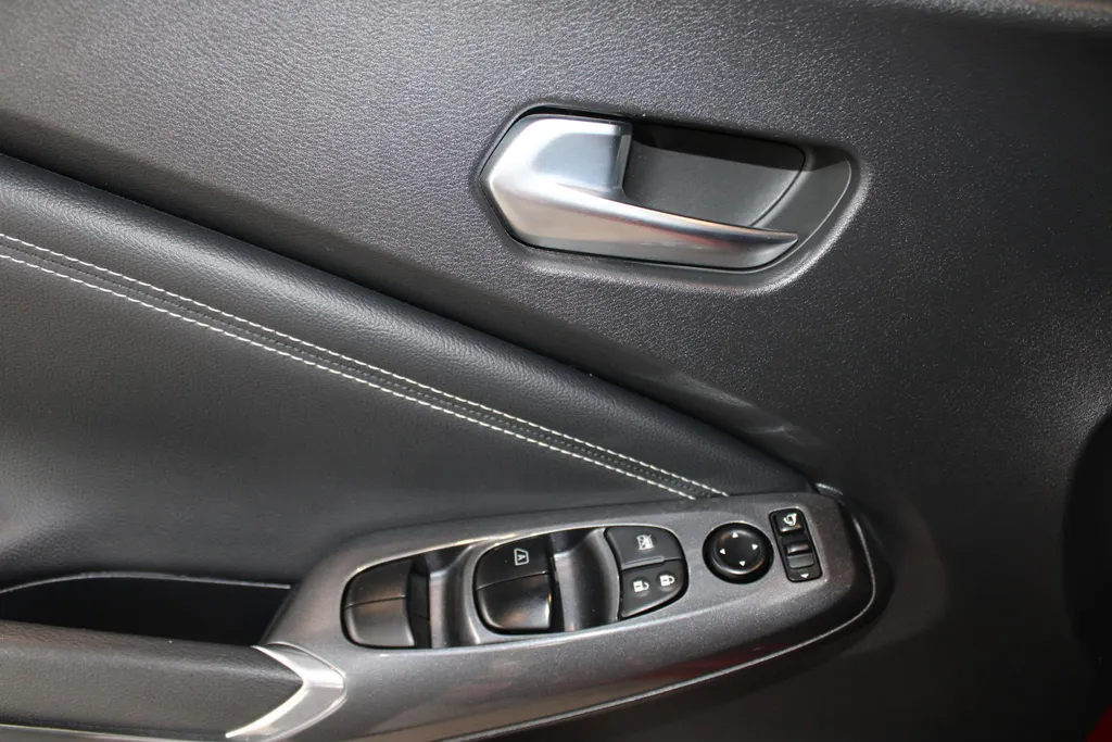 Nissan Juke 1.6 Hybrid N-Connecta | Navigatie | Achteruitrij camera | Parkeersensoren achter | Apple carplay & Android auto | Automaat | Keyless entry | LM wielen |