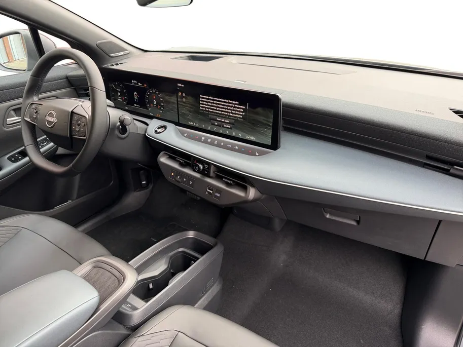 Nissan Leaf Evolve 52 kWh | NISSAN MORE 10 JAAR GARANTIE | 451 KM WLTP | 2500 EURO INRUILPREMIE | SNEL RIJDEN | BOSE | RONDOM CAMERA | CARPLAY |
