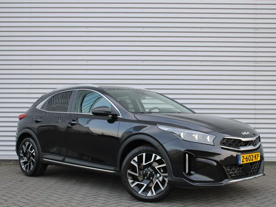 Kia XCeed 1.0 T-GDi DynamicPlusLine | Stuur-/stoelverwarming | Camera | Dodehoek detectie | Elektr. achterklep | 18' LM | Clima | Navi |