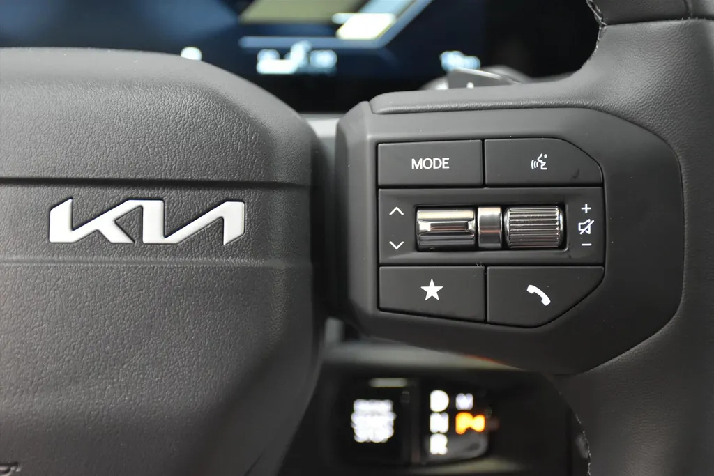 Kia Seltos Kia Seltos X-Line Demo Edition 1.6 T-GDi DCT7 180PK Direct leverbaar!