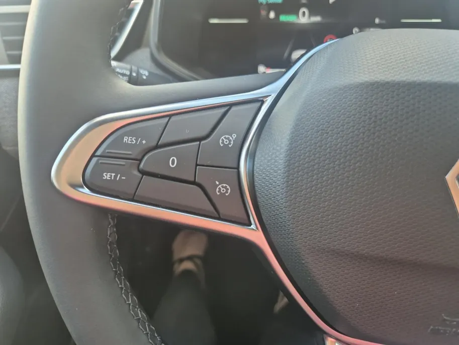 Renault Clio 1.6 E-Tech Full Hybrid 145 techno | Demo auto | Voor actuele kilometerstand neem contact op met de vestiging |