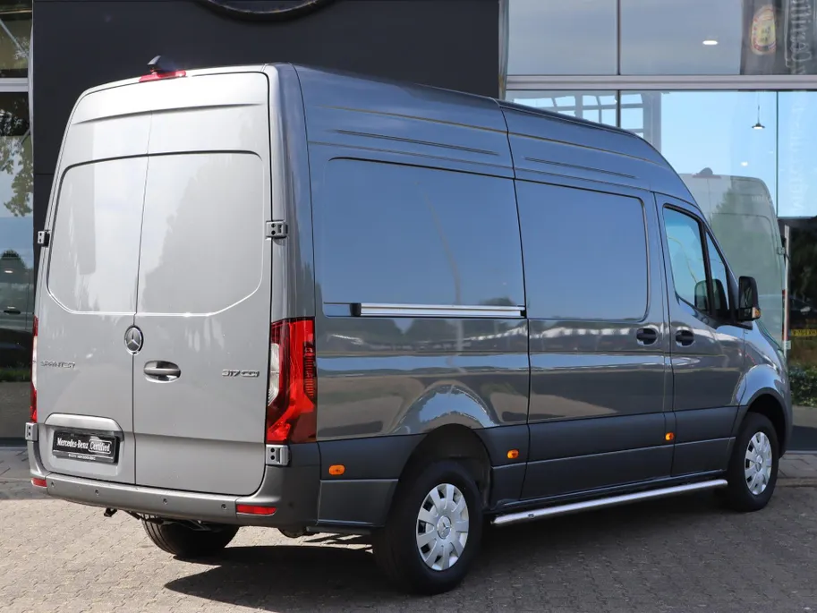 Mercedes-Benz Sprinter 317 CDI L2H2 LED SIDEBARS