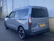 Ford Tourneo Courier Titanium 100% Elektrisch 43kWh 136 pk Apple Carplay/Android Auto - Winterpack - trekhaak