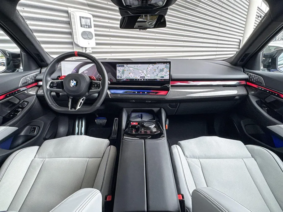 BMW M5 Touring 