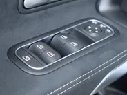 Mercedes-Benz A-Klasse 250 e Star Edition AMG Line Plus l Trekhaak l Panoramadak l Memory