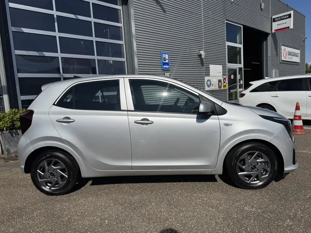 Kia Picanto automaat 1.0 DPI DynamicLine stoelverwarming