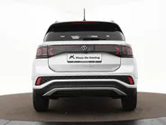 Volkswagen T-Cross 1.5 TSI 150pk DSG R-Line Edition Camera · Afneembare trekhaak · Stoelverwarming · Matrix LED · Apple/Android Car Play · 17'Velgen ·