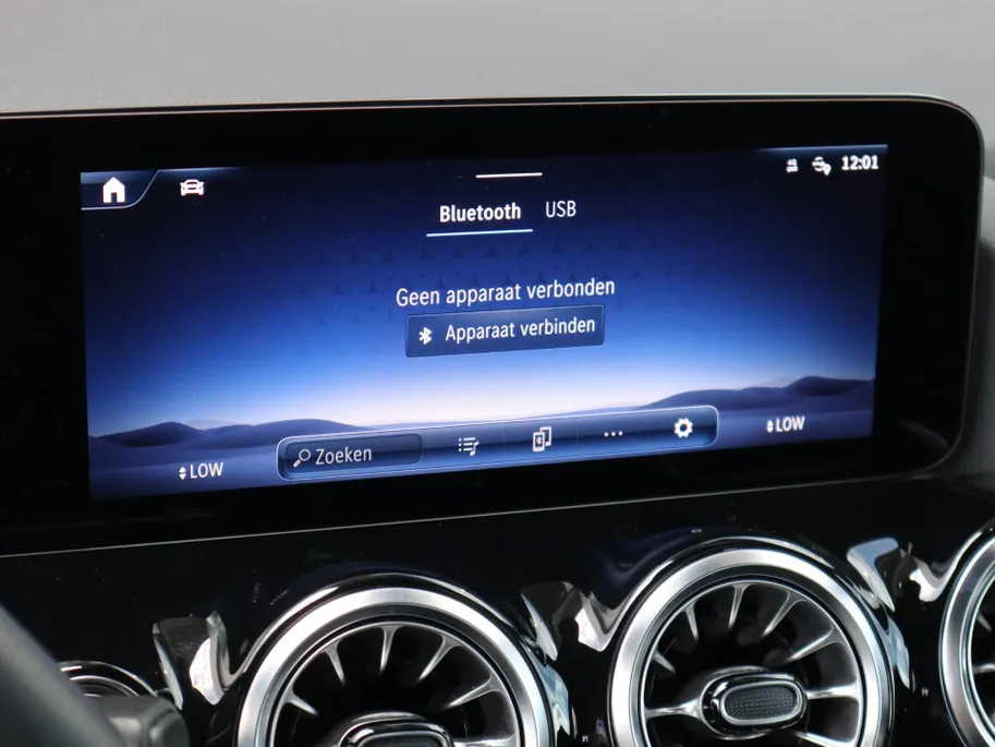Mercedes-Benz B-Klasse 250 e AMG Line l Keyless l Achteruitrij camera l Stoelverwarming