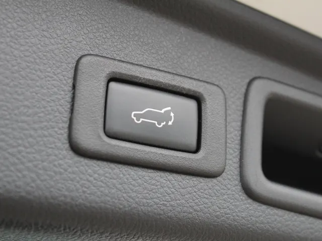 Subaru Forester 2.0 Premium | Navi | Cruise | Leder | Trekhaak