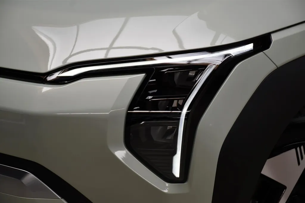 Kia EV3 58,3 kWh 204pk Plus Advanced