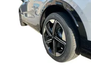 Voyah Courage Business Edition 80 kWh Full Option | Direct Leverbaar | Head Up Display | Stoel koeling,-verwarming & massage | Memorystoelen | 360 Camera | Level 3 Autonoom rijden | Schuif- & Kanteldak | Draadloze Telefoonlader | Elektrische Achterklep |