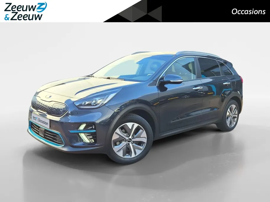 Kia e-Niro DynamicPlusLine 64 kWh | SOH 99,5 % | 3 Fase laden | 1e Eigenaar | Dealer onderhouden | Stoelverwarming | Schuif-/kanteldak | Fabrieksgarantie t/m 24-08-2029 + 3x 1 jaar |  NAP |