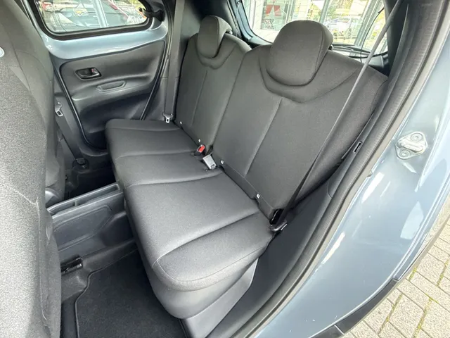 Toyota Aygo X Hybrid 115 play