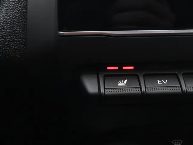 Mitsubishi ASX 1.6 HEV Instyle | Panoramadak | Leder | All Seasons