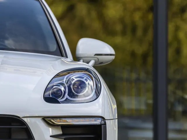 Porsche Macan NL geleverd 2.0