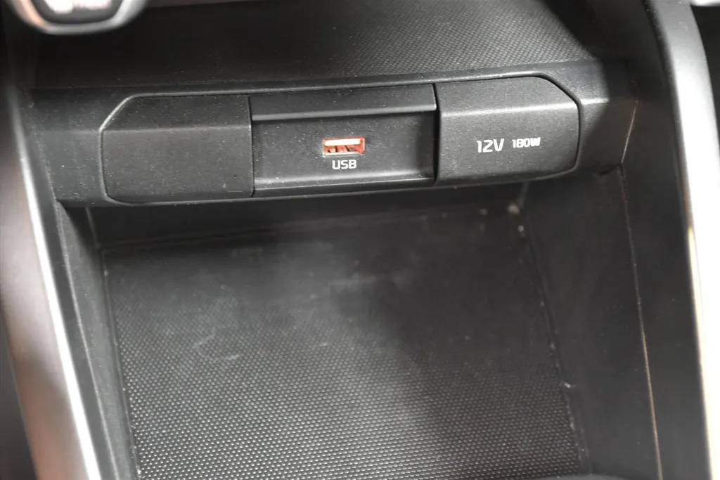 Kia Rio 1.0 T-GDI MHEV EcoDynamics 100pk GT-Line