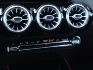 Mercedes-Benz GLA 250 e AMG Line l Stoelverwarming l Achteruitrij camera l Ambiente lichtpakket