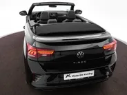 Volkswagen T-Roc Cabrio 1.5 TSI 150pk DSG R-Line · Camera · Apple/Android Car Play · Stoel-& Stuurverwarming · P-Sensoren · 18'' Inch ·