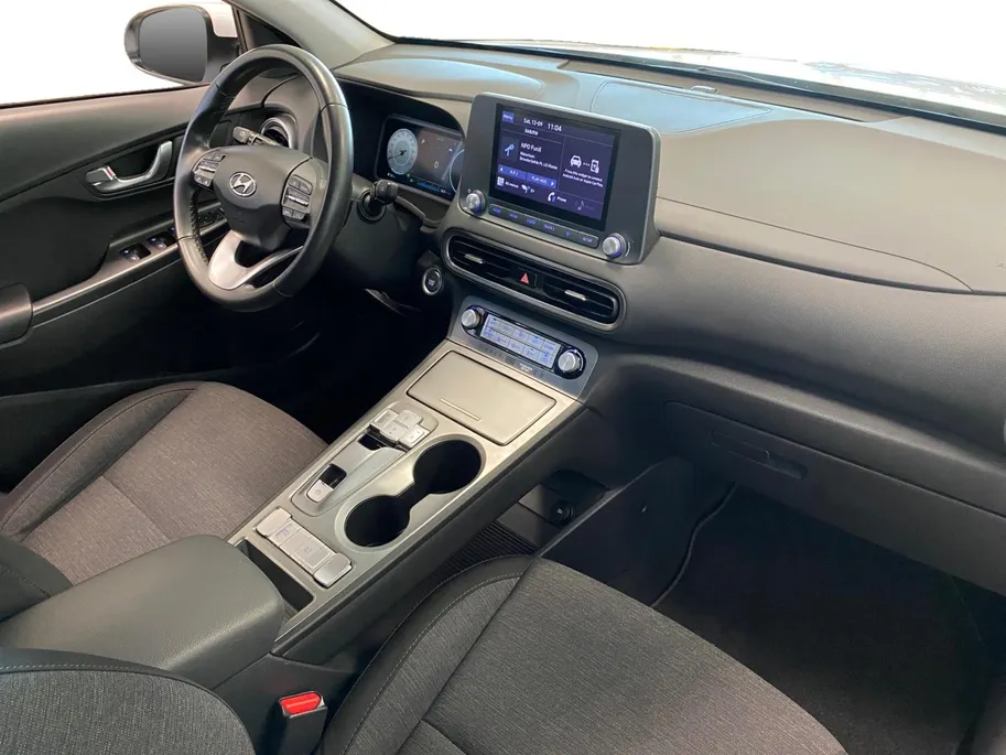 Hyundai Kona EV | 64 KWH | COMFORT | APPLE CARPLAY | CAMERA | DEALERONDERHOUDEN |