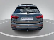 Audi Q3 35TFSI 150PK S-Line · Camera · Trekhaak · Panoramadak · Stoelverwarming · Apple/Android Car Play · Dodehoeksensoren ·
