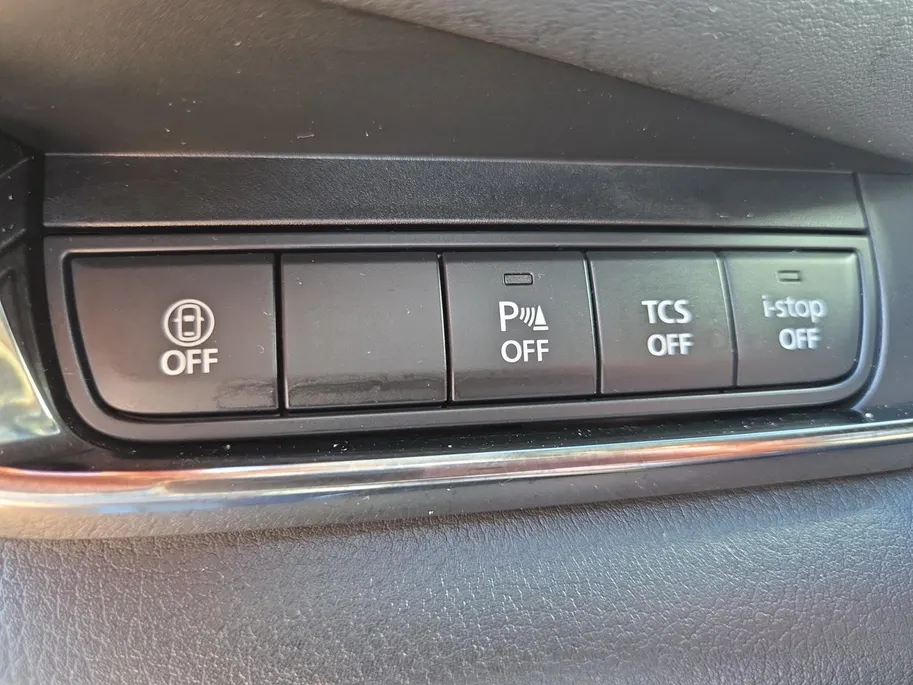 Mazda CX-30 2.0 e-SkyActiv-X M Hybrid Luxury | Automaat| Dealeronderhouden | Stoelverwarming | Bose |  Zeer nette auto | Lederen interieur | BLIS | Adaptive cruise control | Camera | carplay |