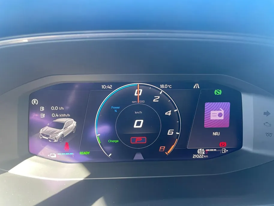 CUPRA Formentor 1.4 TSI e-Hybrid *Automaat*Navi+Camera*Climate Control*Winter Pack*Adapt. Cruise Control*Keyless Entry*Elekt. Achterklep*Zeer nette auto!