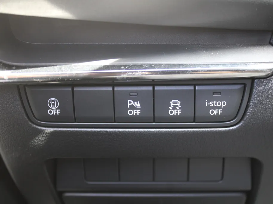Mazda 3 2.0 e-SkyActiv-G M Hybrid 122 Comfort | Stuur-/stoelverwarming | Camera | Cruise adapt. | Clima | 16' LM | HUD | LED | Dodehoek detectie |