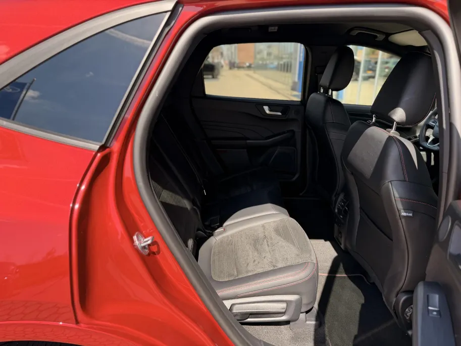 Ford Kuga 2.5 PHEV ST-Line X DRIVER ASSISTANCE PACK I WINTER PACK I TREKHAAK I APPLE CARPLAY / ANDROID AUTO I