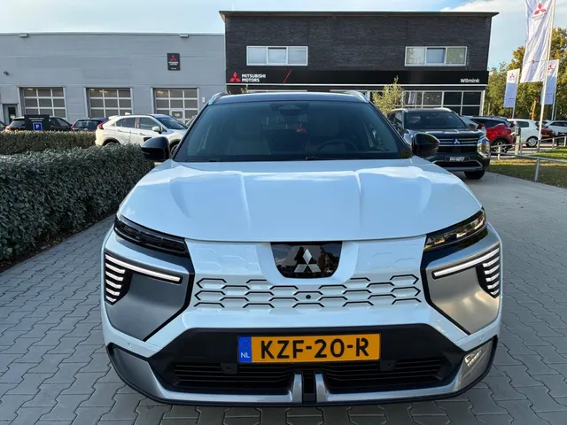 Mitsubishi Eclipse Cross Intense+ 87 kWh