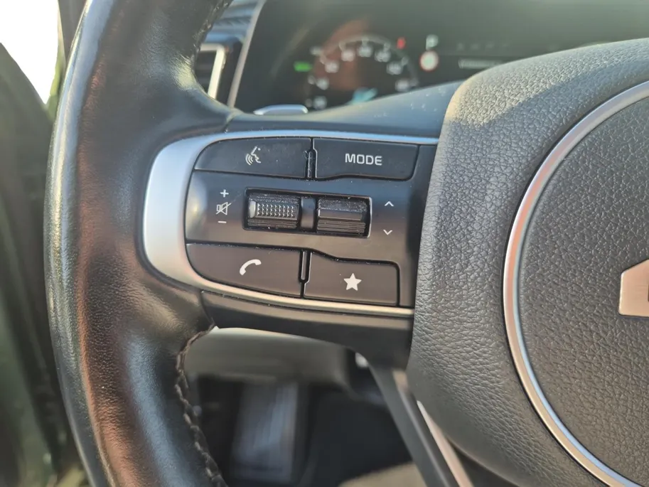 Kia Sportage 1.6 T-GDi Plug-in Hybrid AWD GT-Line | Cruise Control | Climate Control | Camera | Stoelverwarming | Stuurverwarming | Trekhaak | Open Dak |