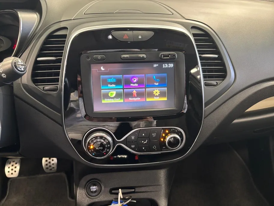Renault Captur 0.9 TCe Intens | Trekhaak | Keyless entry / start | Airco | Cruise control